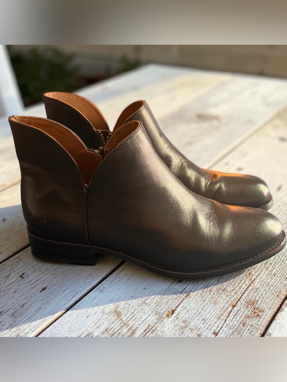 FRYE Melissa Black Leather Ankle Booties Shooties Size 7B standard